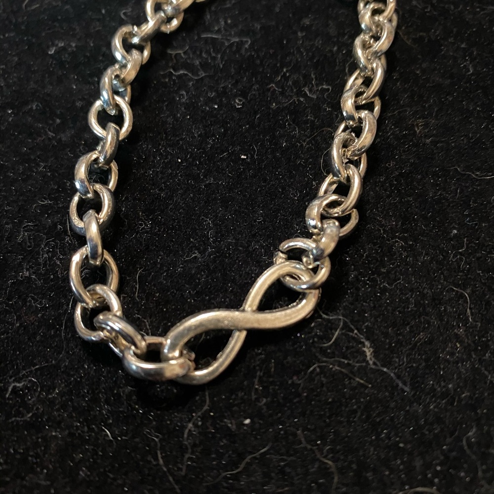 Infinity bracelet - Picture 3 of 5